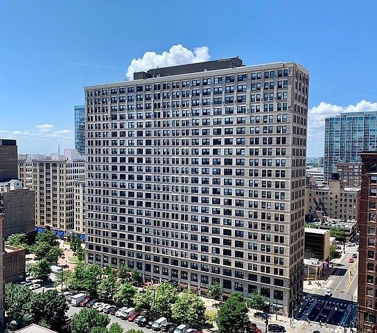1st image of 600 S Dearborn St APT 1712