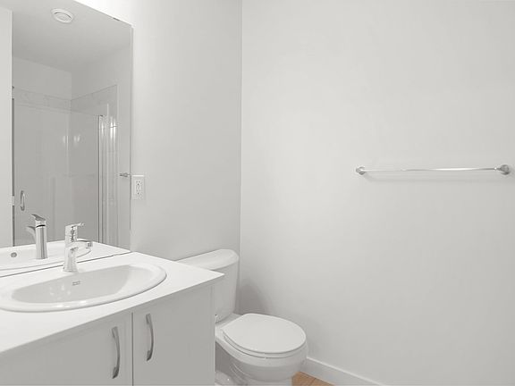 5th image of 13137 214th St NW