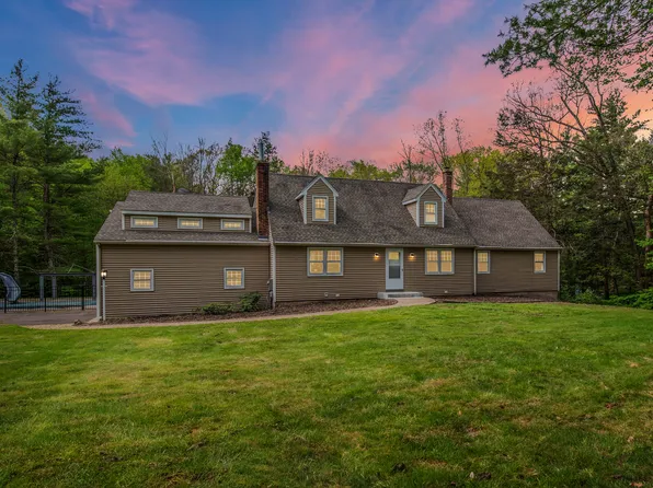 7 Saddle Drive, East Granby, CT 06026