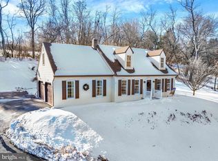 2976 Honey Valley Rd, Dallastown, PA 17313