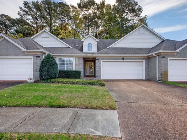 1068 Estates Ct, Portsmouth, VA 23703