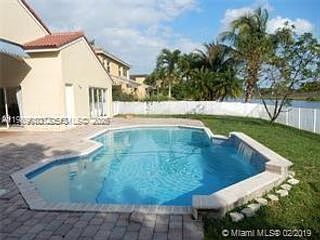 4th image of 19150 SW 16th St