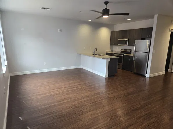 117 W 2nd St #204, Bartlesville, OK 74003