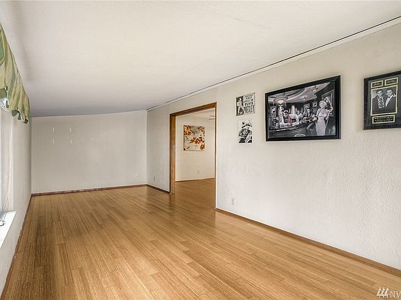 5th image of 1506 Clemens St