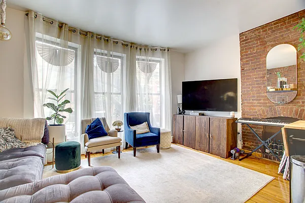 Rented by Corcoran | media 8