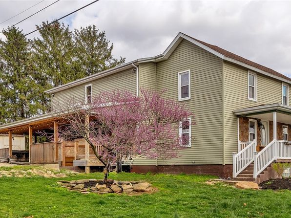 322 17th St, Derry, PA 15627