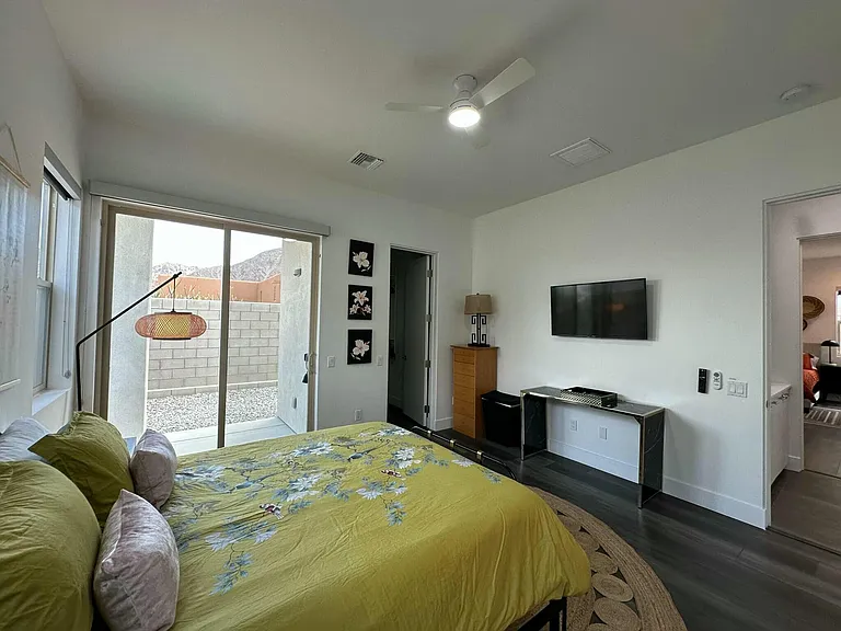 54620 Avenida Juarez — Photo 27