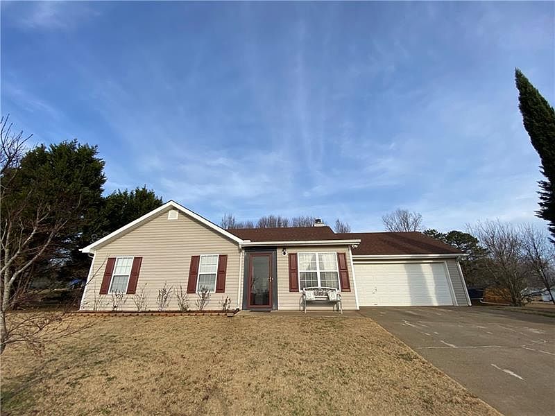 1st image of 4649 Autumn Leaf Way