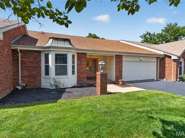 2435 Baxton Way, Chesterfield, MO 63017