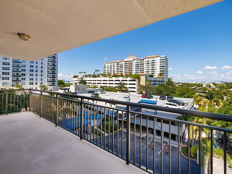 3031 N Ocean Blvd #507 — Photo 4