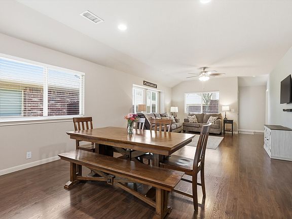5th image of 452 Harding Ln