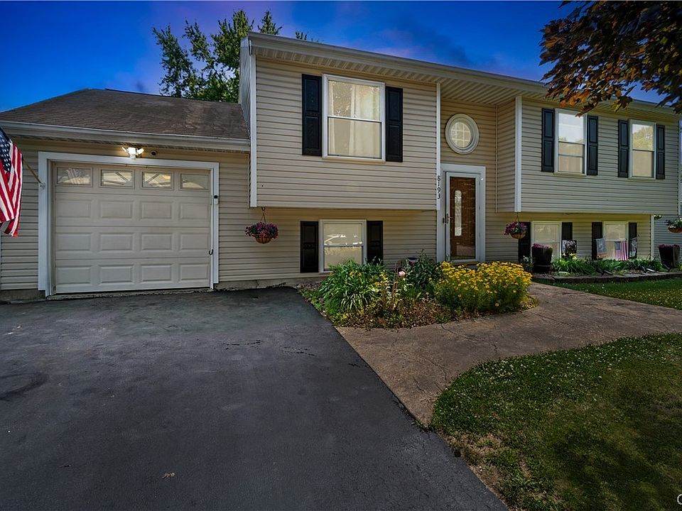 1st image of 8193 Rizzo Dr