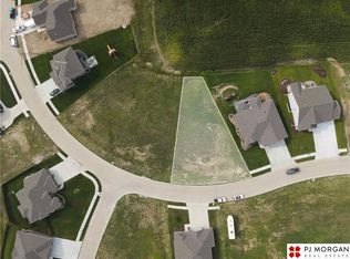 320 N 10th Ave, Springfield, NE 68059