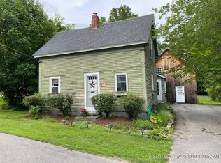 21 High St, Oakland, ME 04963