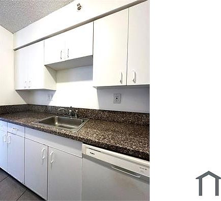 3rd image of 701 NW 10th St #103