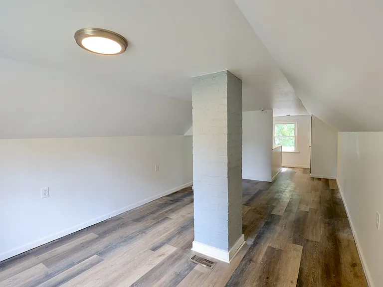 1217 Tioga Ave — Photo 6