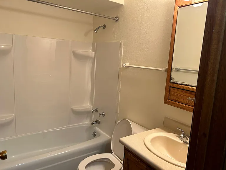 Northgate Apartments LLC — Photo 10