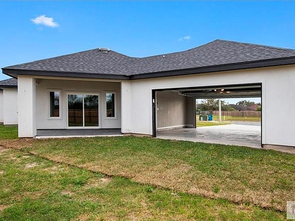 3rd image of 360 Menard Dr