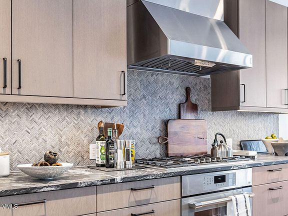 5th image of 38462 Highway 6 Townhome | 5