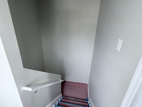 3rd image of 60 Stone Ave Floor 2