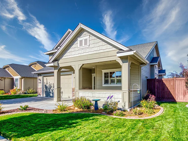 11142 W Goldenspire Dr — Photo 2
