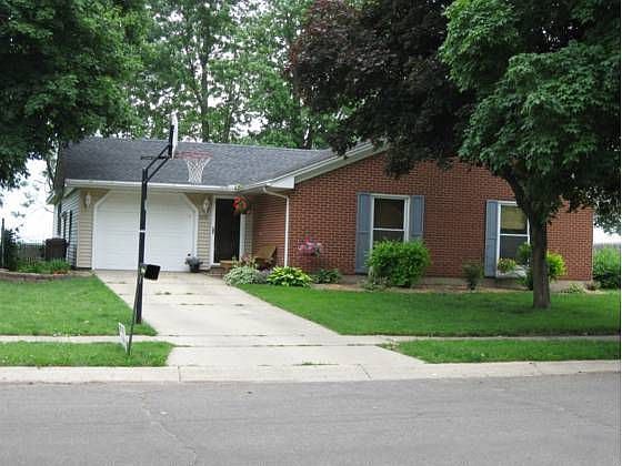 1st image of 1119 E Main St