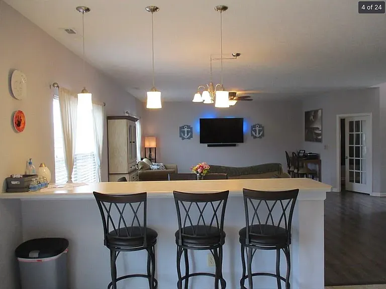 909 Adena Ln — Photo 6