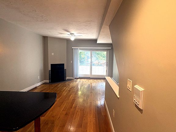 4th image of 40 Medford St #1A