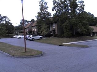 762 Willow Creek Dr, Macon, GA