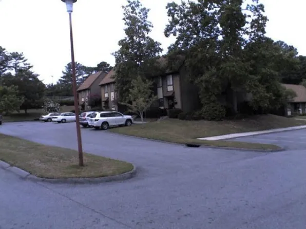 762 Willow Creek Dr, Macon, GA 31204