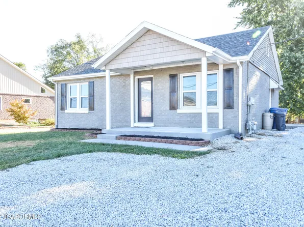 461 S Summit Dr, Holts Summit, MO 65043