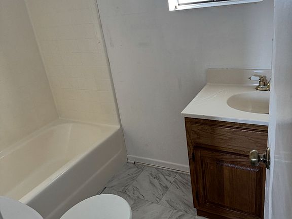 5th image of 32989 Canyon Dr
