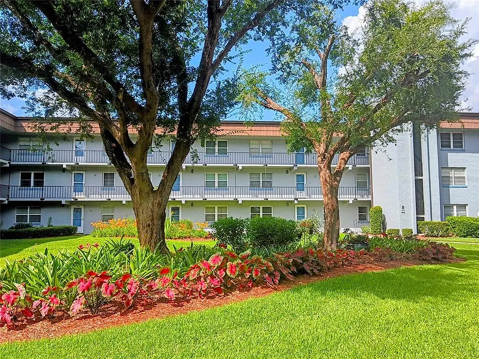 333 Lake Howard Dr NW #312C