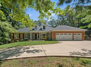 1470 Chesterfield Estates Dr, Chesterfield, MO 63005