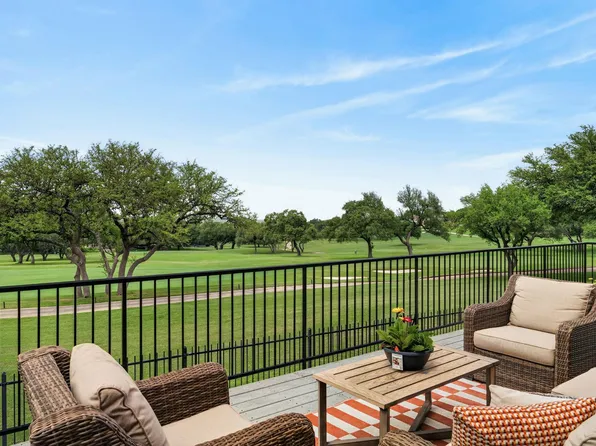 12 Postwood Rd, The Hills, TX 78738