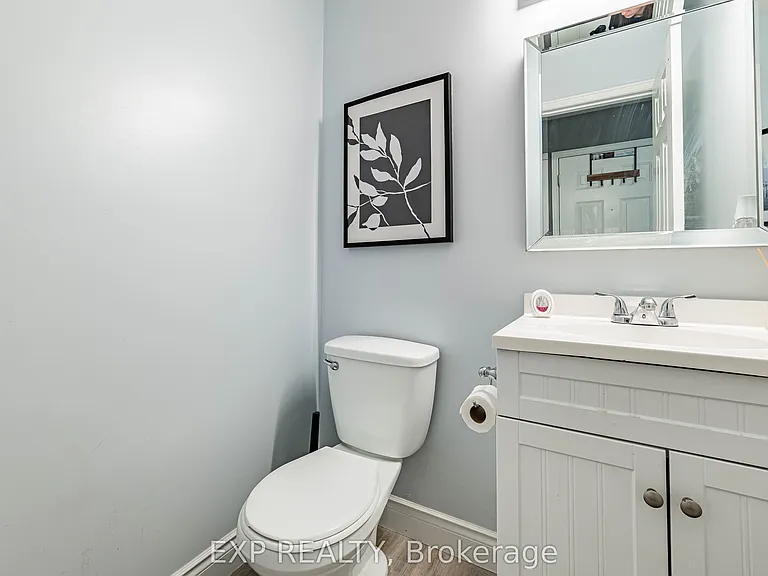63 Wood Grove Cres — Photo 18