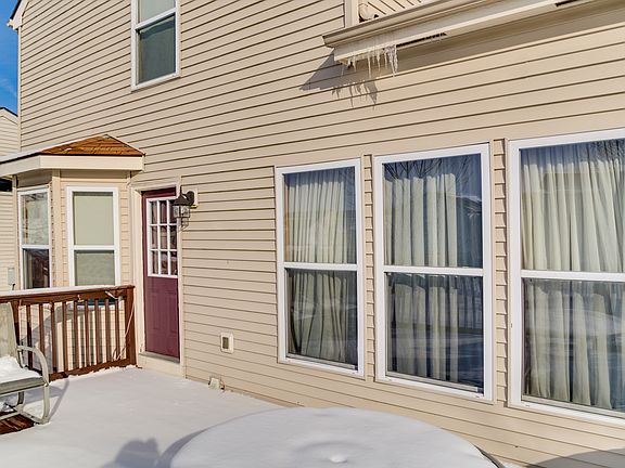 3rd image of 443 Kestrel Dr