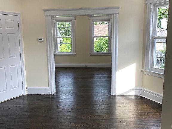 2nd image of 171 New St Floor 2