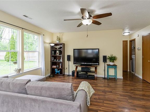 2nd image of 9016 Tansel Grove Dr
