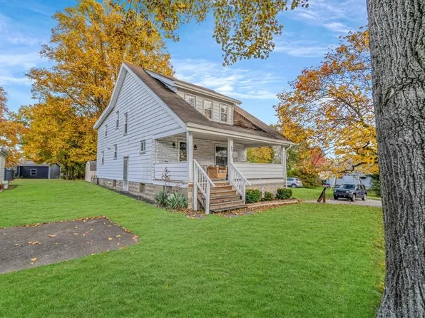 1520 Darlington Rd, Beaver Falls, PA 15010