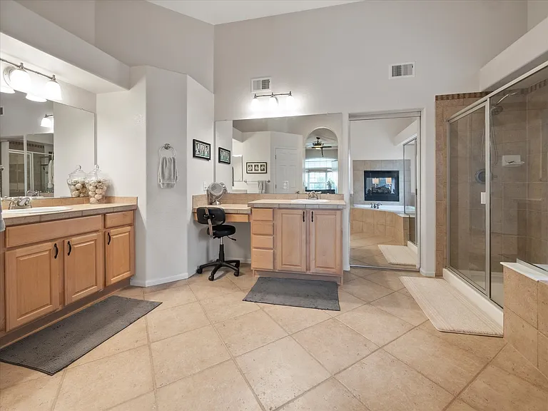 1048 Orion Way — Photo 29
