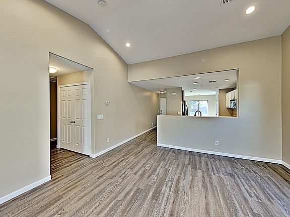 4th image of 3598 E Austin Ln