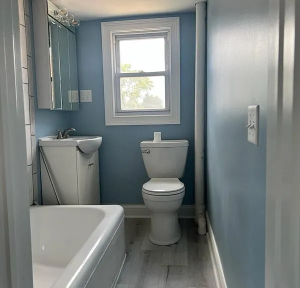 114 E 25th St #2R — Photo 4