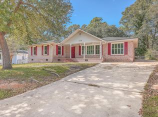 1118 Belvedere Dr, Hanahan, SC 29410