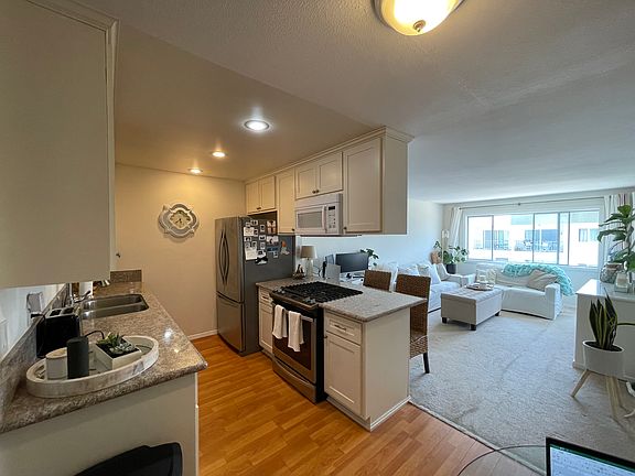 Kitchen and living room