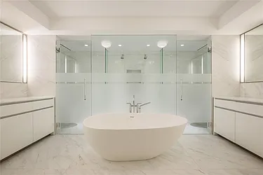 Rented by Macklowe Investment Properties