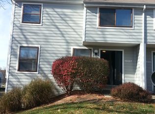 15457 Elk Ridge Ln, Chesterfield, MO 63017