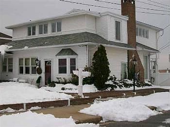 2nd image of 5900 Park Blvd