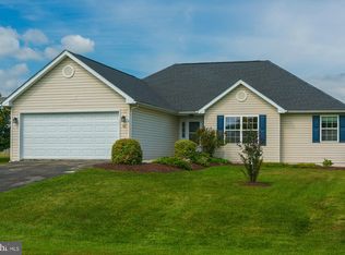73 McGregor Dr, Ranson, WV 25438