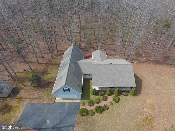 5th image of 12017 Lee Dr